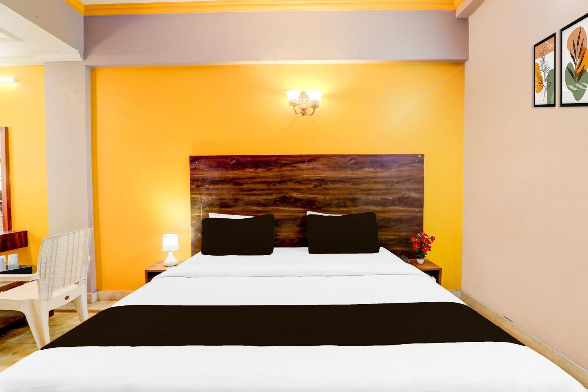 Super Hotel O Insaf Nagar Munshipuliya Formerly Vibrant Chinhat 외부 사진