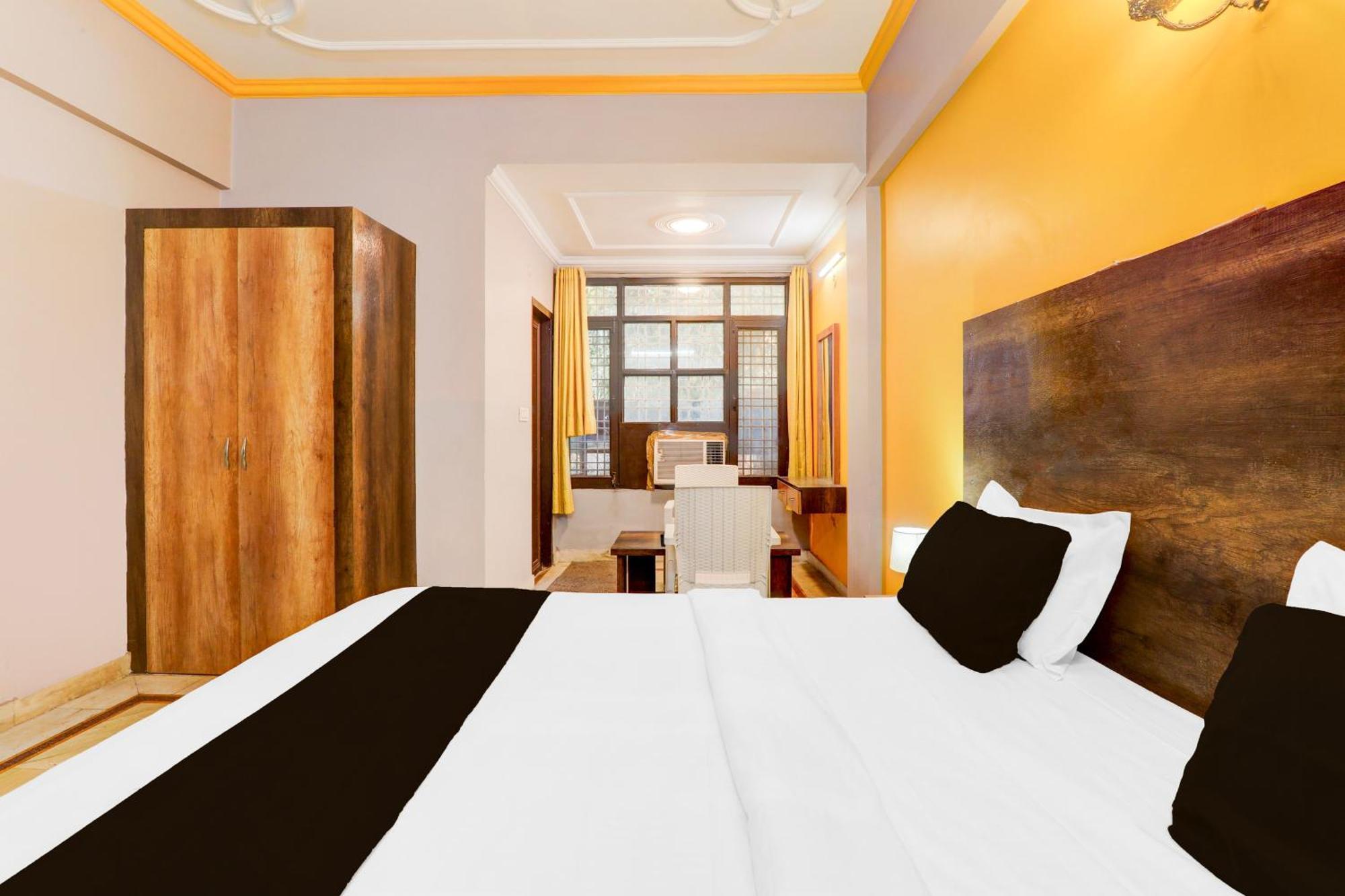Super Hotel O Insaf Nagar Munshipuliya Formerly Vibrant Chinhat 외부 사진